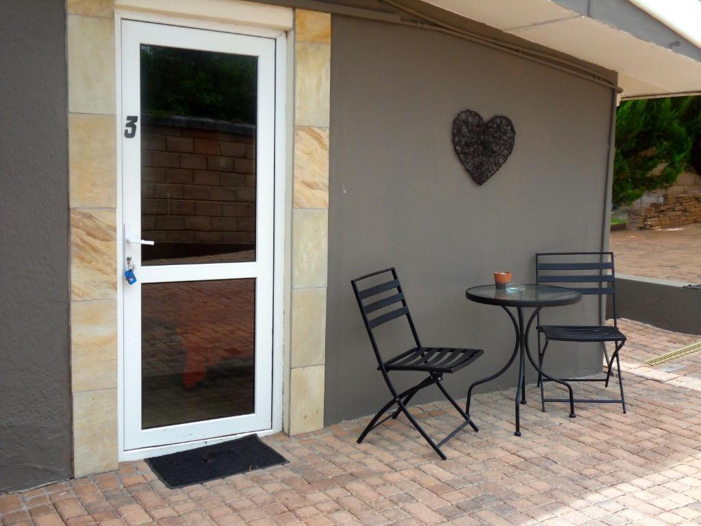 Hotel Haus Holzapfel Beaufort West Habitación foto
